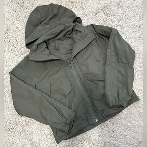 Lululemon Always Effortless Jacket - Size: 4